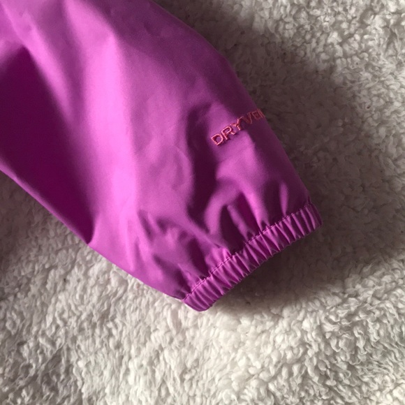 Babygirl NORTH FACE spring coat. - Picture 8 of 8